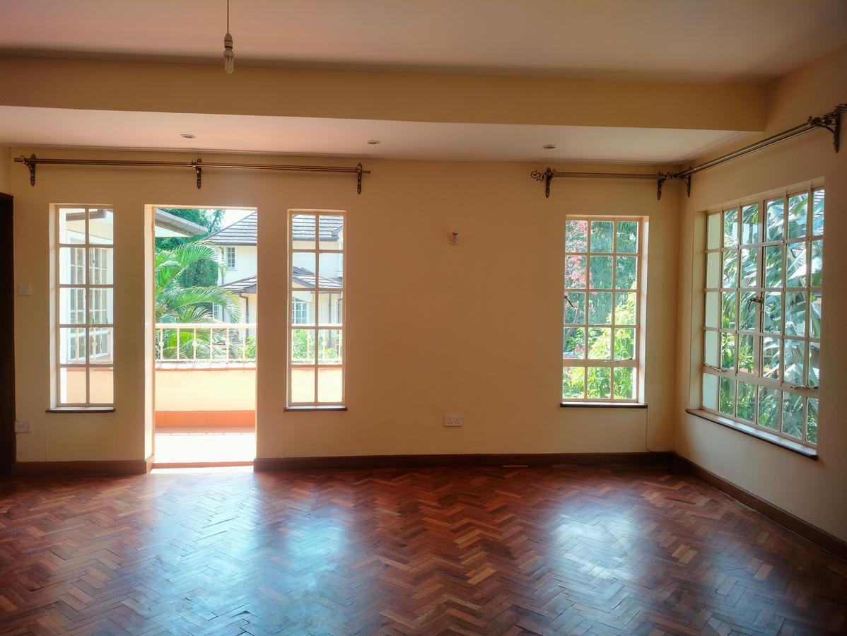 5 Bed Townhouse with Garden at Few Unit In The Compound And In Quite Serene Environment - 9