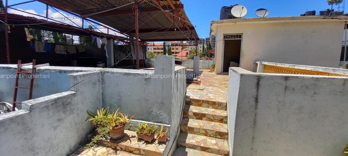 Commercial Property with Backup Generator in Tudor - 14