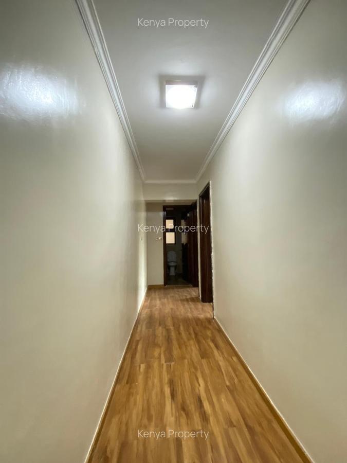 2 Bed Apartment with En Suite in Kilimani - 4