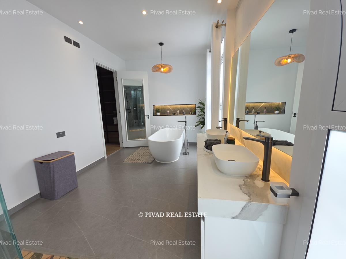 3 Bed Townhouse with Swimming Pool in Tatu City - 17