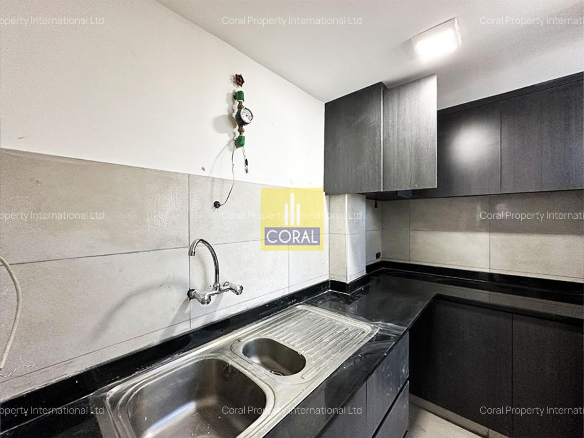 1,000 ft² Office in Parklands - 13