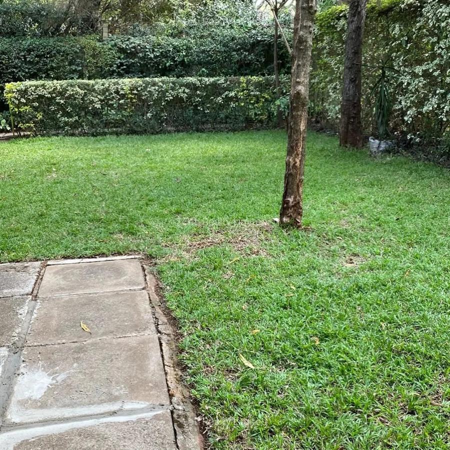 3 Bed Townhouse with En Suite in Kilimani - 4