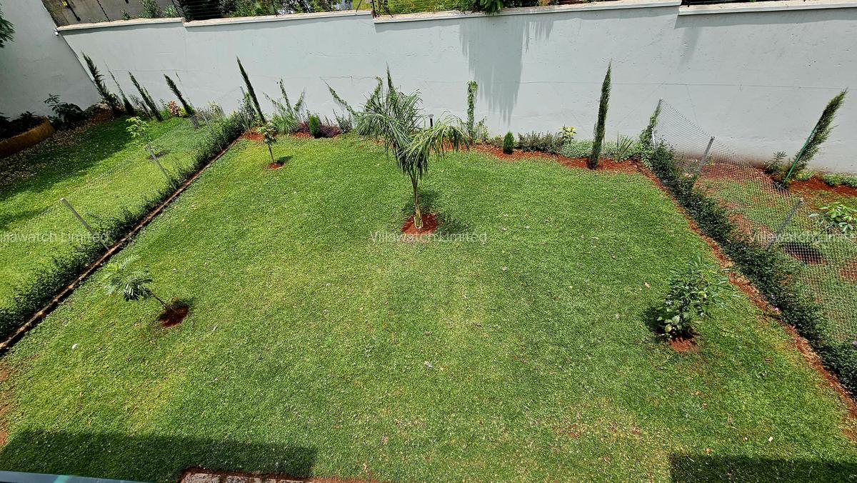 5 Bed Townhouse with En Suite in Lavington - 5