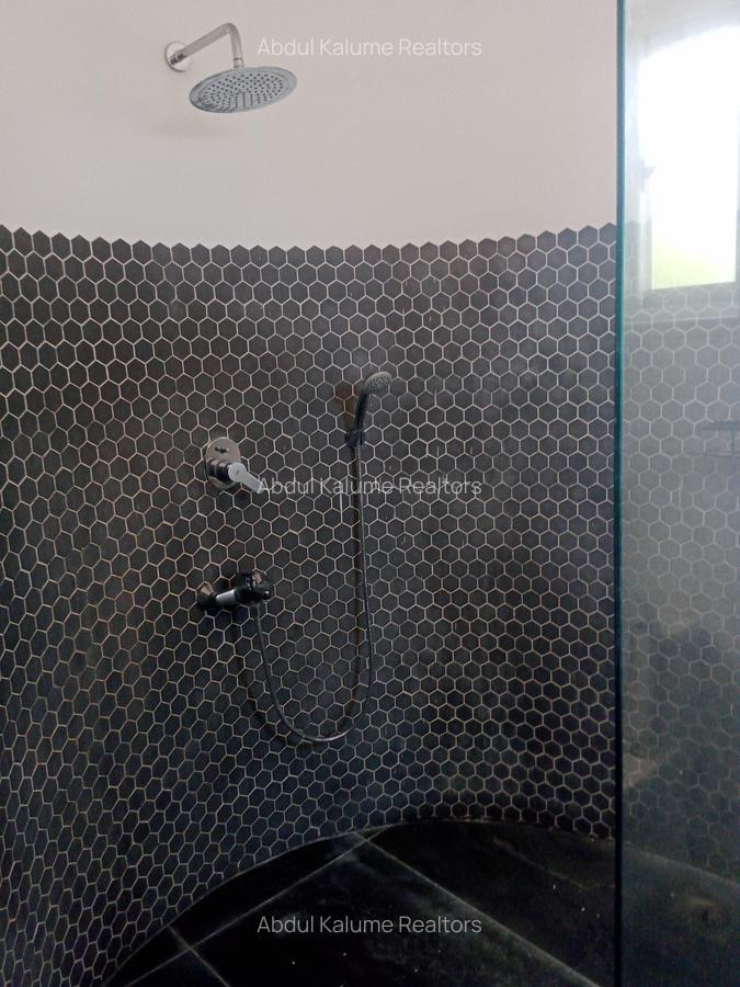 Serviced 1 Bed Apartment with En Suite at Nyali - 9