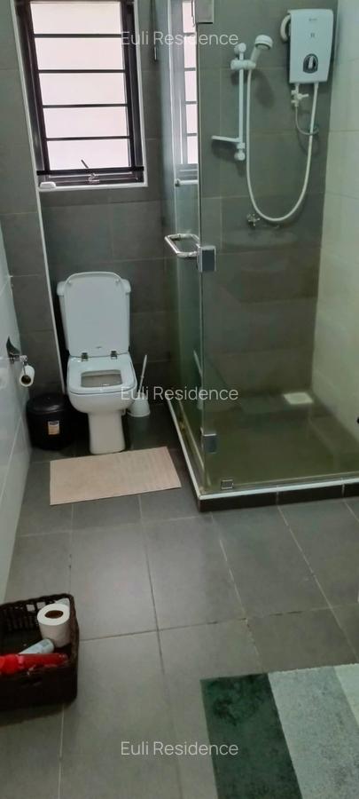 3 Bed Apartment with En Suite at Rhapta Rd - 10