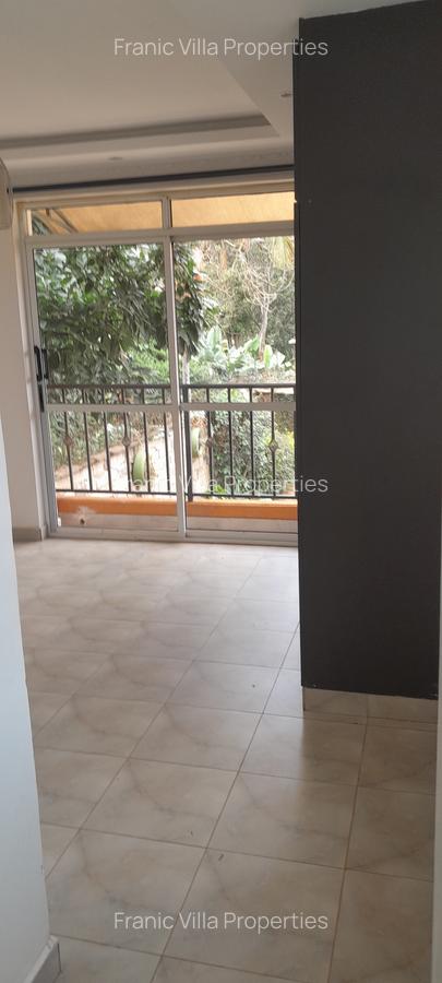 1 Bed Apartment with En Suite at Nyari Central - 2