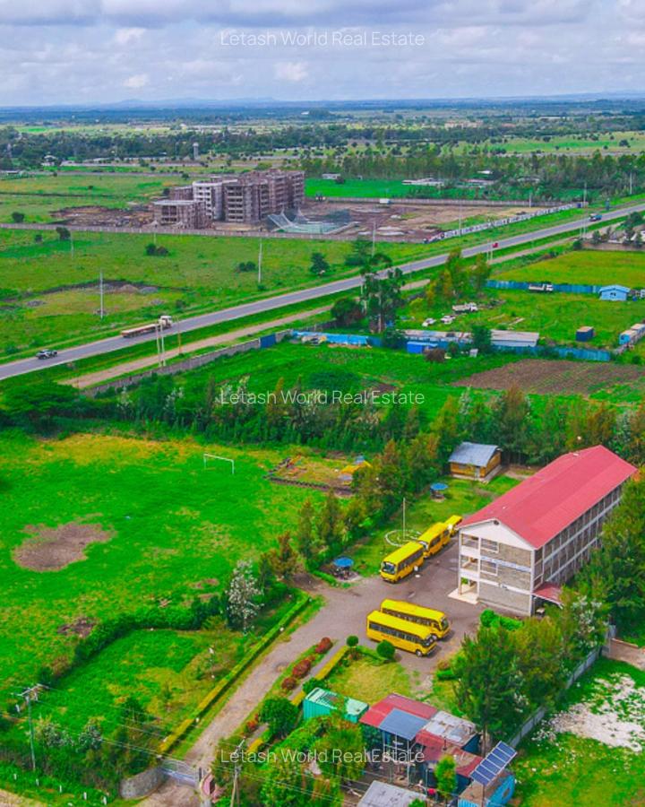 Land in Kitengela - 5