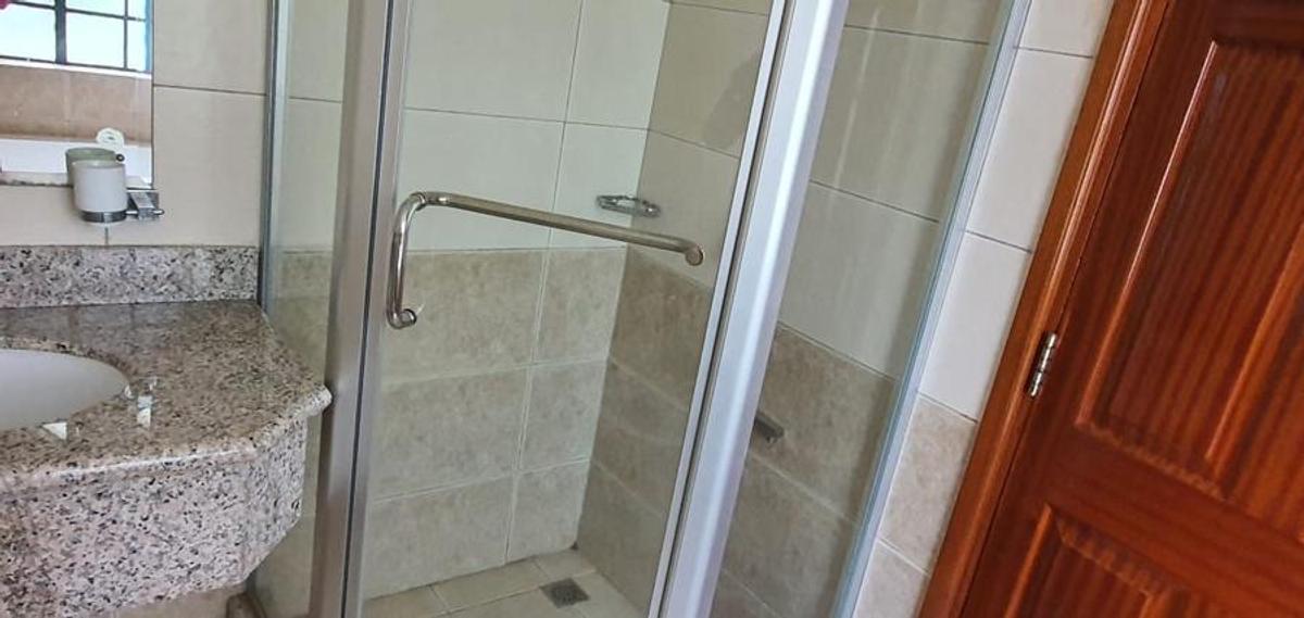 4 Bed Townhouse with En Suite at Chalbi Drive - 15
