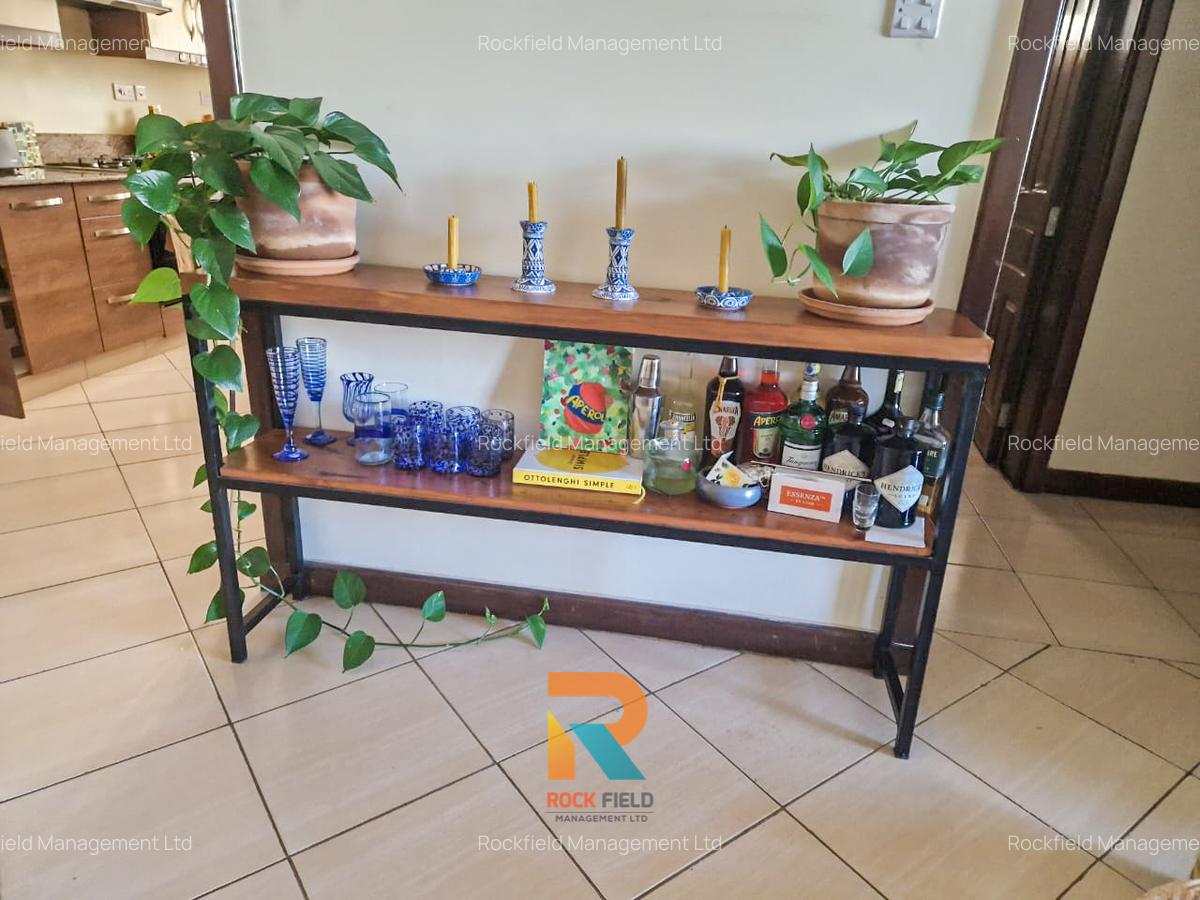 Furnished 2 Bed Apartment with En Suite in Brookside - 13