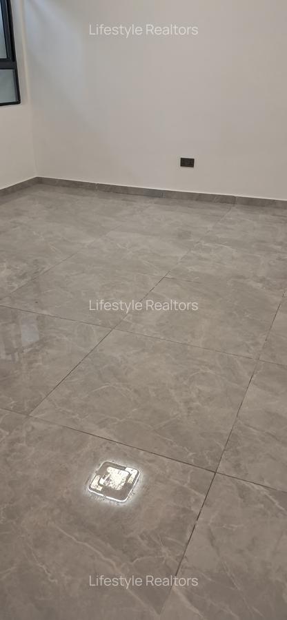 Studio Apartment with Gym at Argwins Kodhek Road - 2