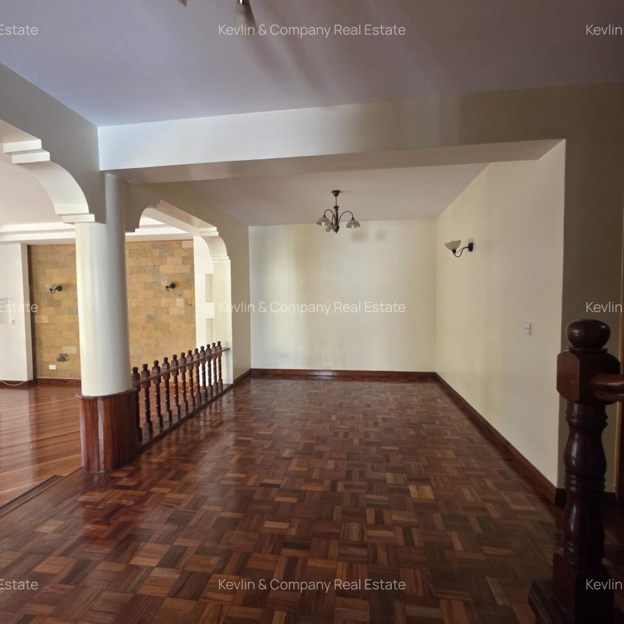 5 Bed Townhouse with En Suite in Kileleshwa - 5
