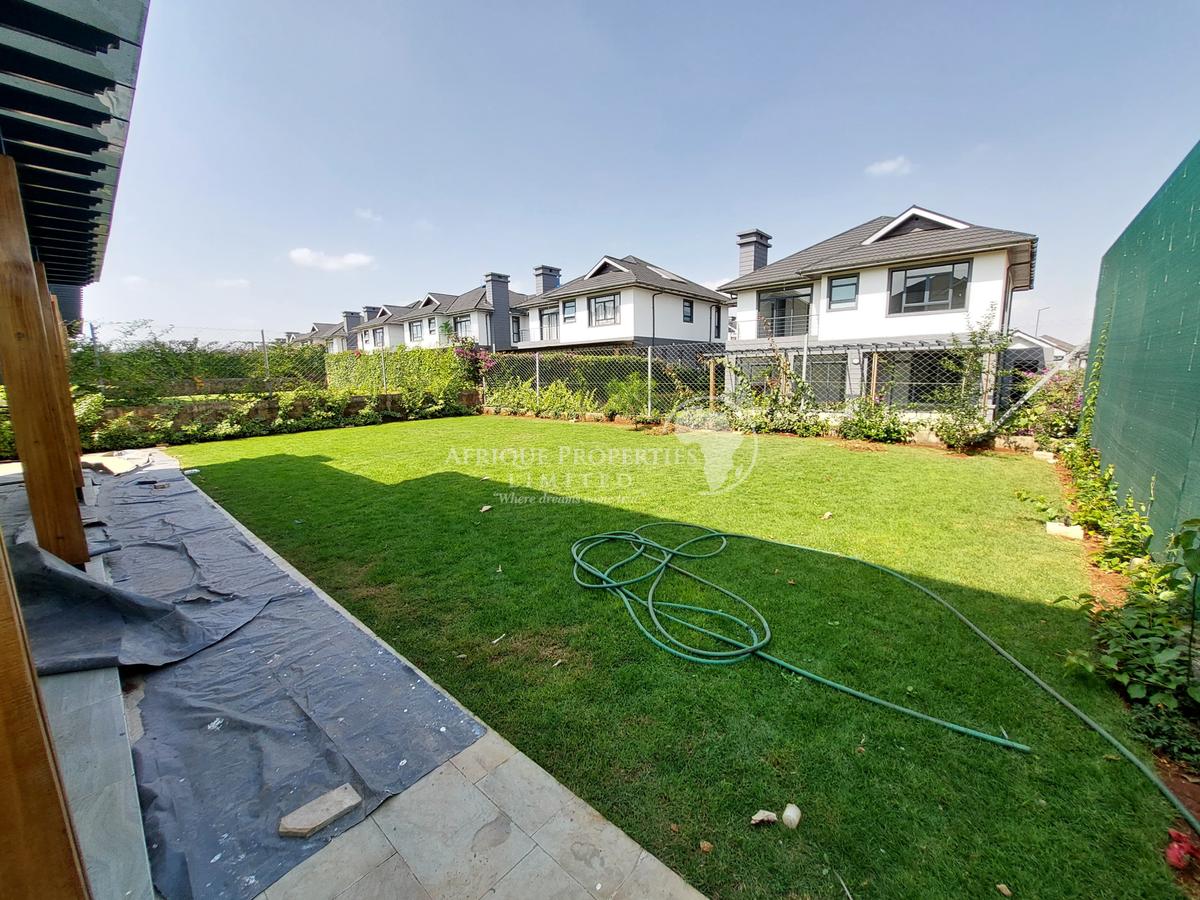 4 Bed House with En Suite in Runda - 19