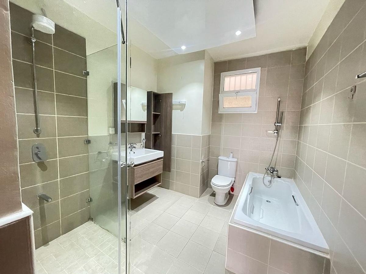 2 Bed Apartment with En Suite in Kileleshwa - 9