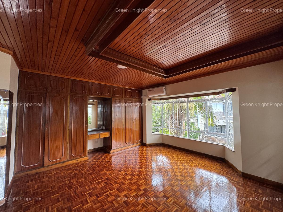 4 Bed Townhouse with En Suite in Kilimani - 14
