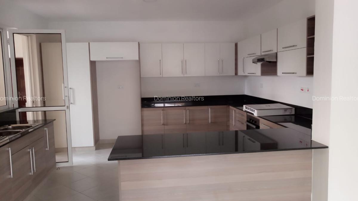 2 Bed Apartment with En Suite at Bohra - 8