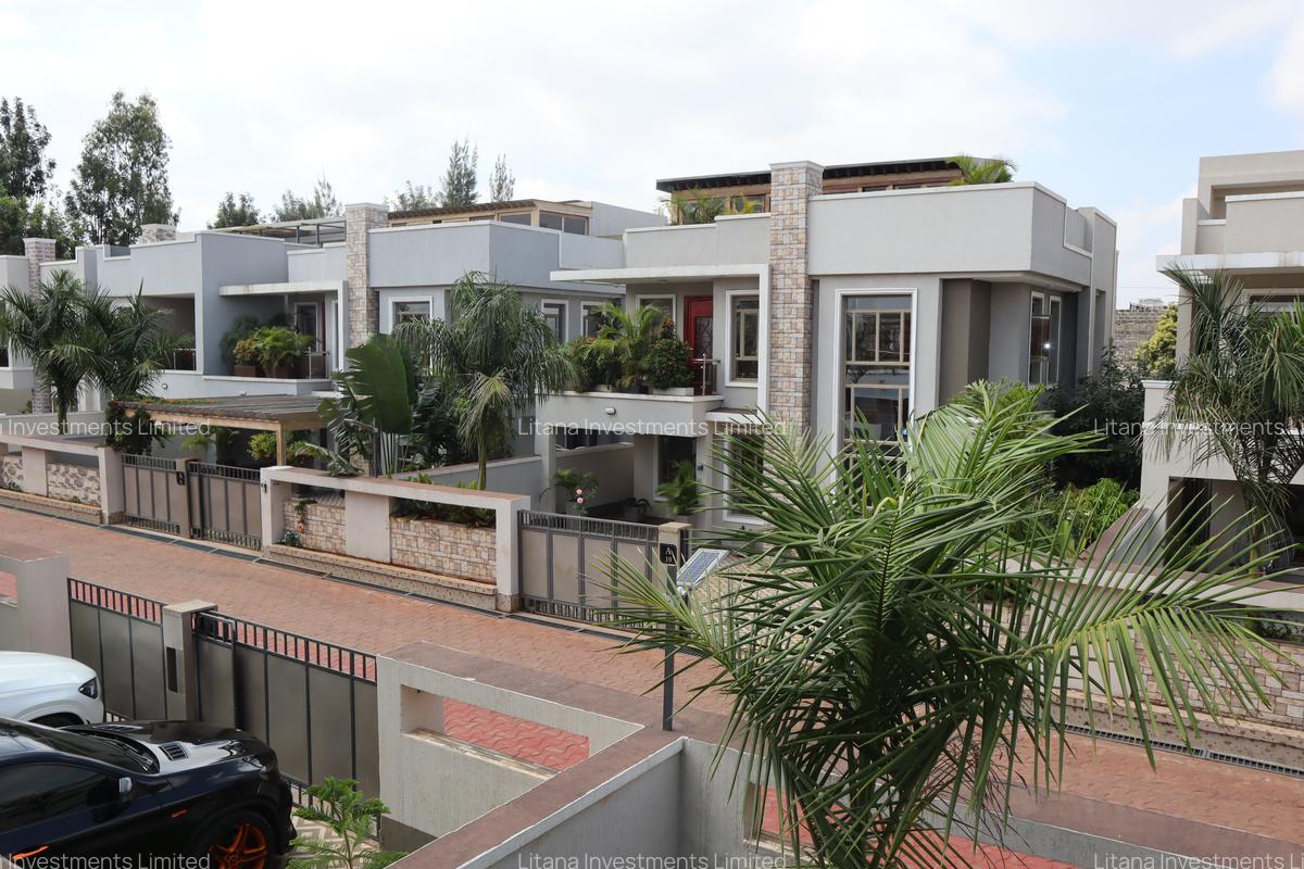 4 Bed House with En Suite at Kamakis - 3