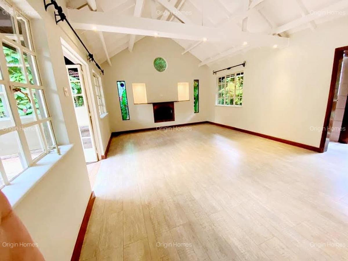 1 Bed House with En Suite at Westlands - 3