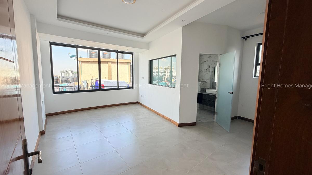 2 Bed Apartment with En Suite in Kilimani - 4