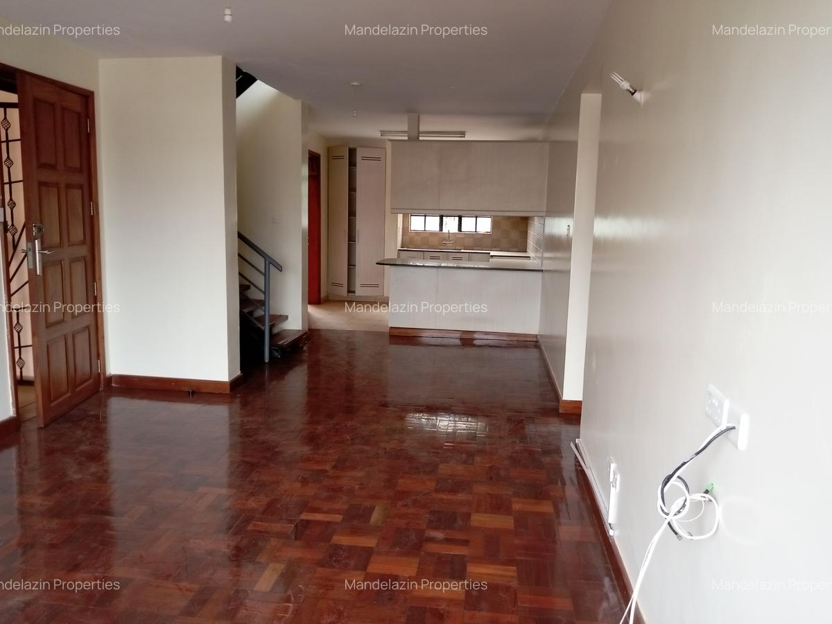 2 Bed Apartment with En Suite at Riverside Drive - 10
