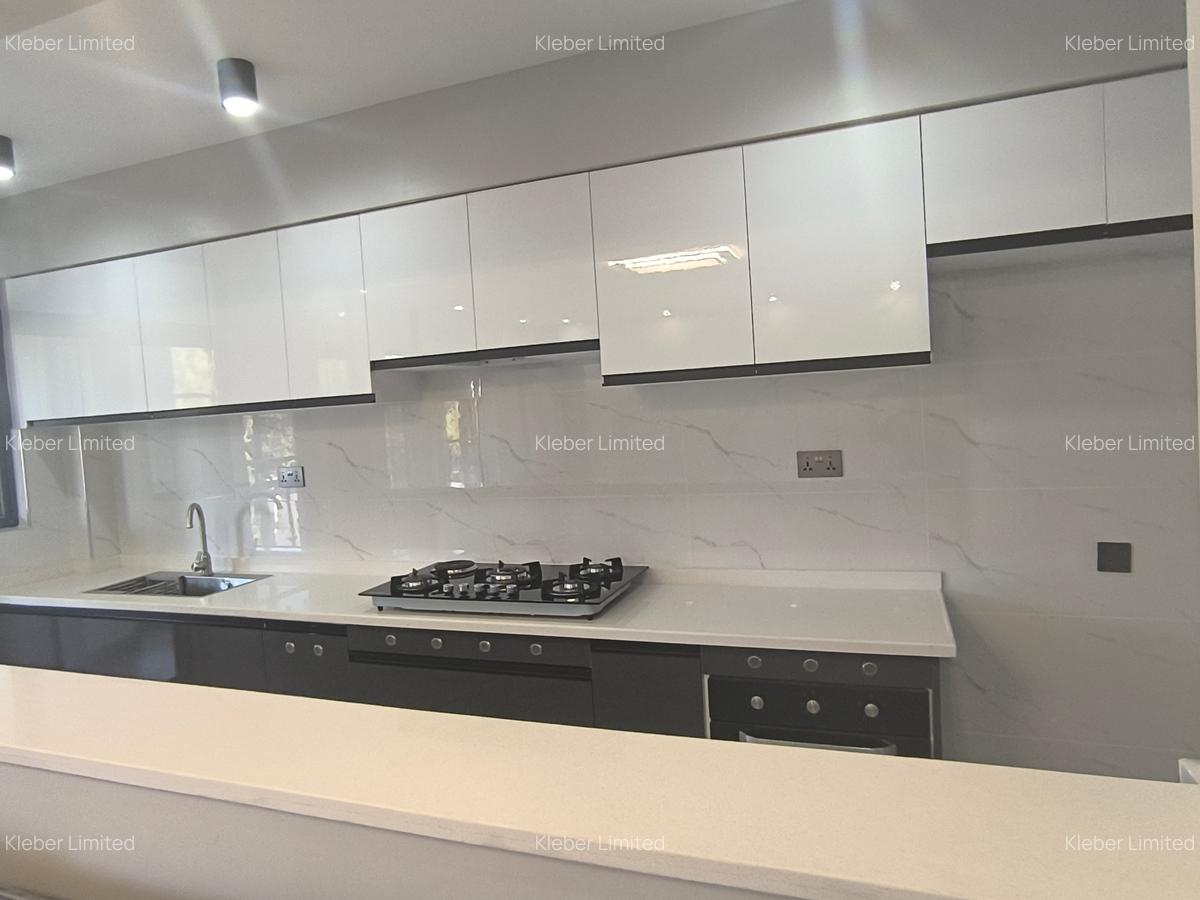 2 Bed Apartment with En Suite in Kileleshwa - 3