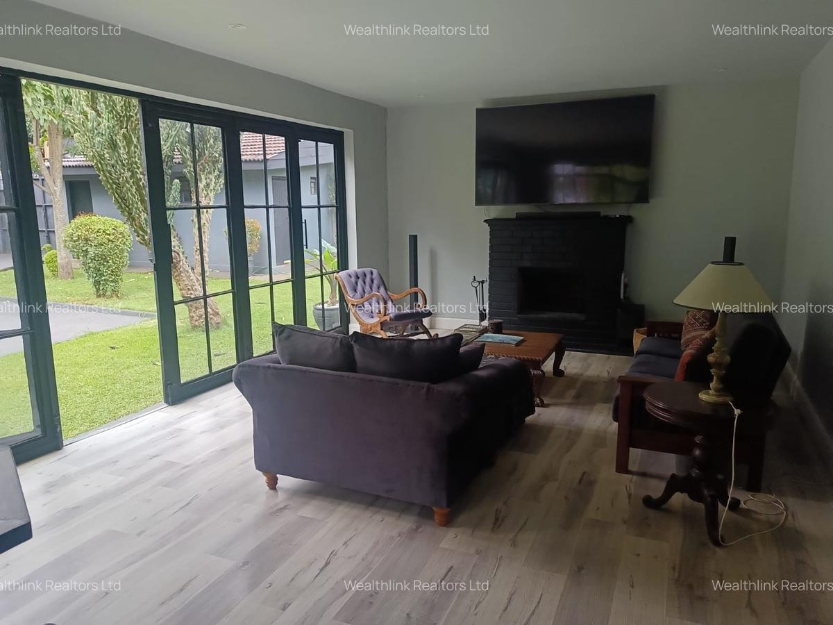 3 Bed House with En Suite at Nyari - 8