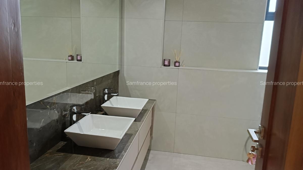 3 Bed Apartment at Links Road - 10