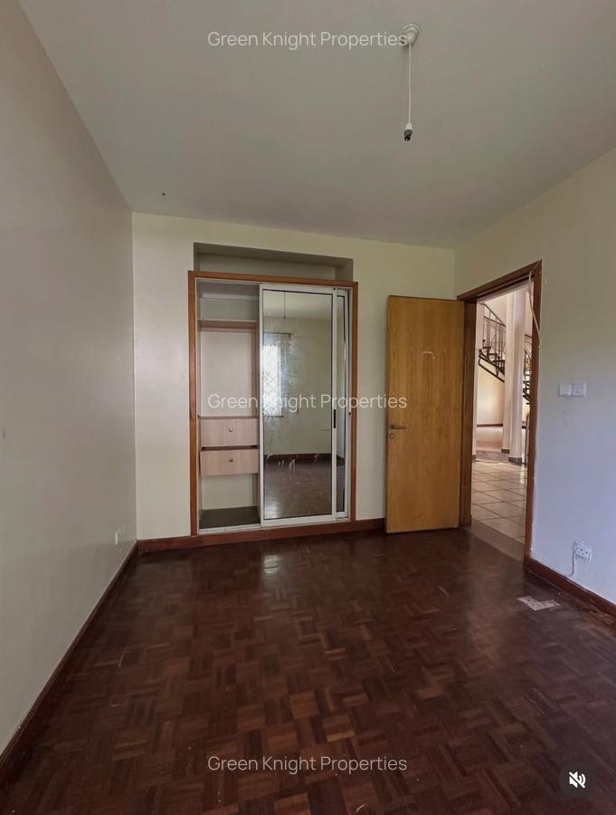 4 Bed Townhouse with En Suite in Kilimani - 6