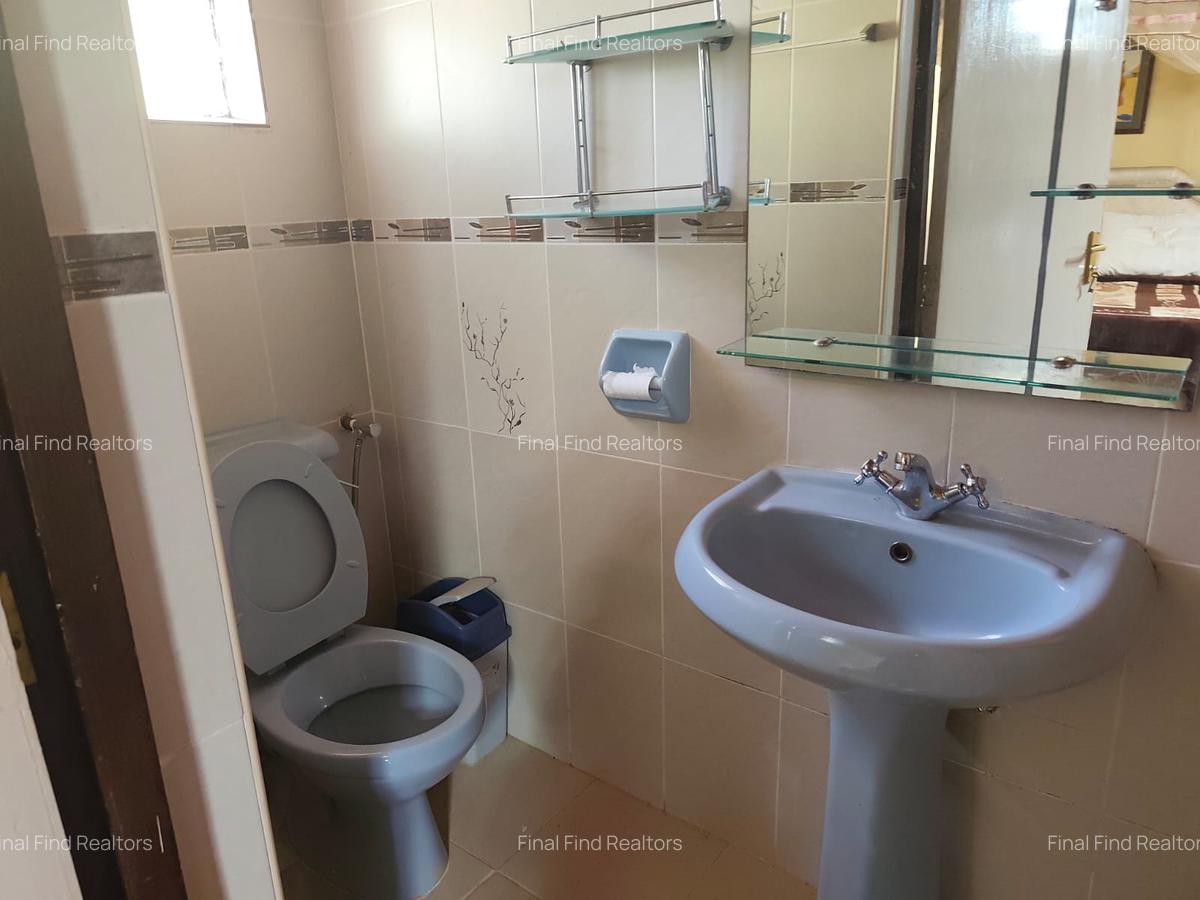 Studio Apartment with Swimming Pool in Runda - 12