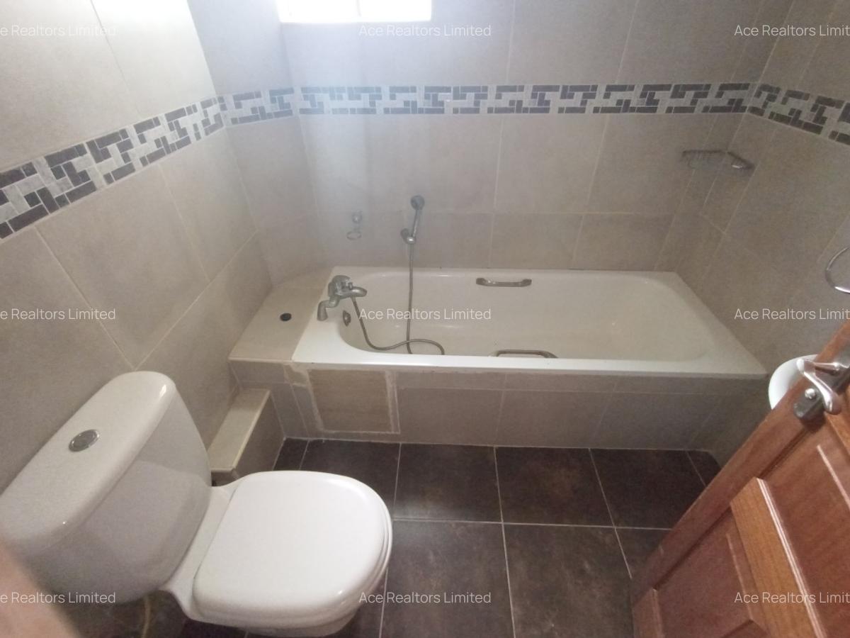 1 Bed Apartment with En Suite at Riverside Drive - 6