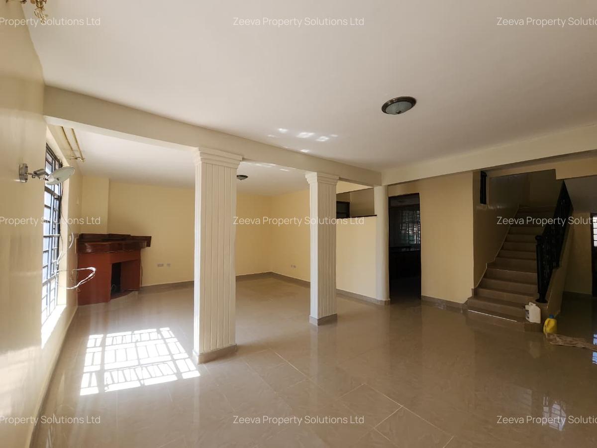 4 Bed House with En Suite in Runda - 4