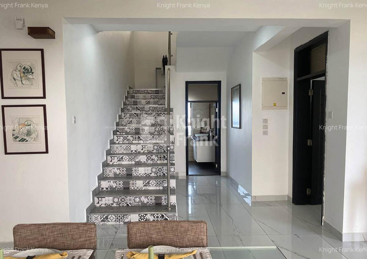 Furnished 4 Bed Apartment with En Suite at Jumeirah Apartments - 16