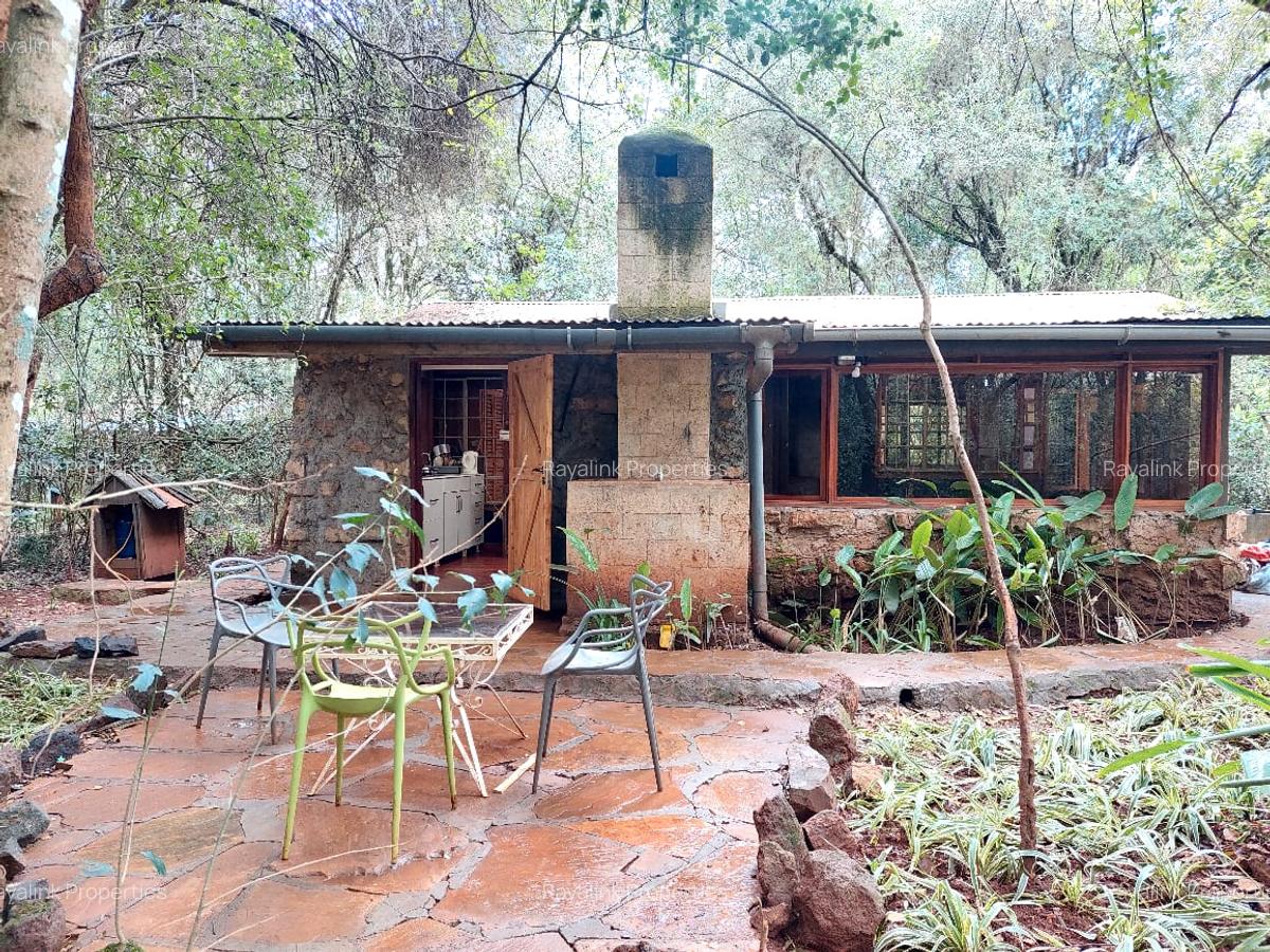2 Bed House with En Suite at Karen - 1