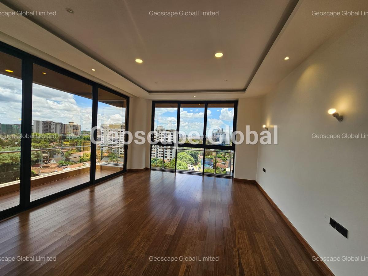 4 Bed Apartment with En Suite in Spring Valley - 5