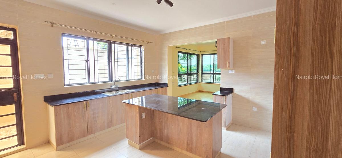5 Bed Townhouse with En Suite at Off James Gichuru - 19