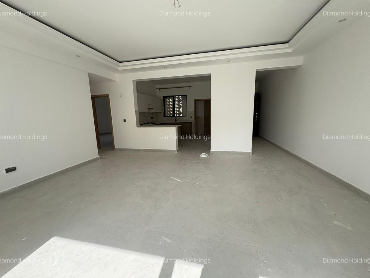 2 Bed Apartment with En Suite at Brookside - 5