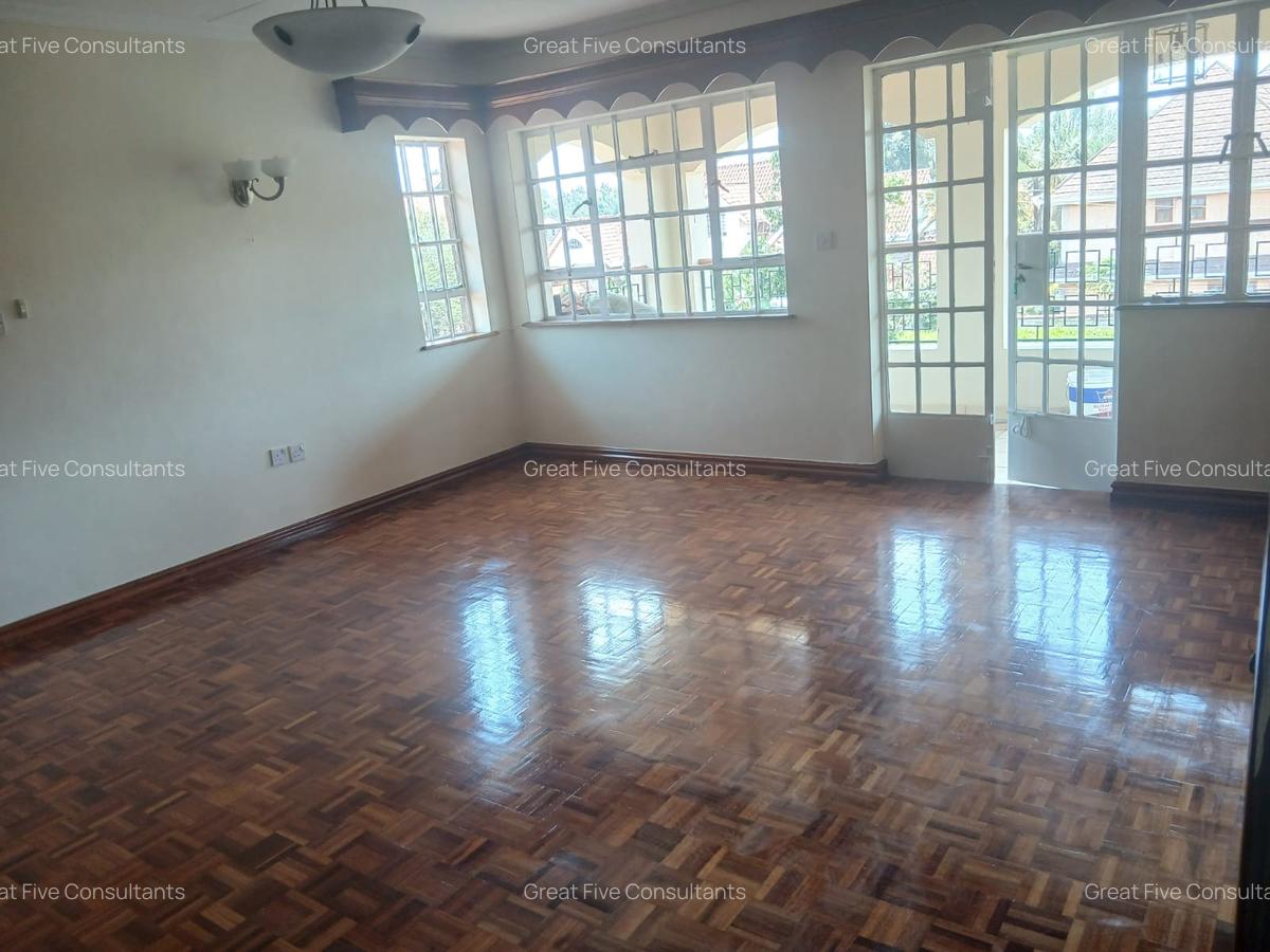 5 Bed Villa with En Suite in Runda - 14