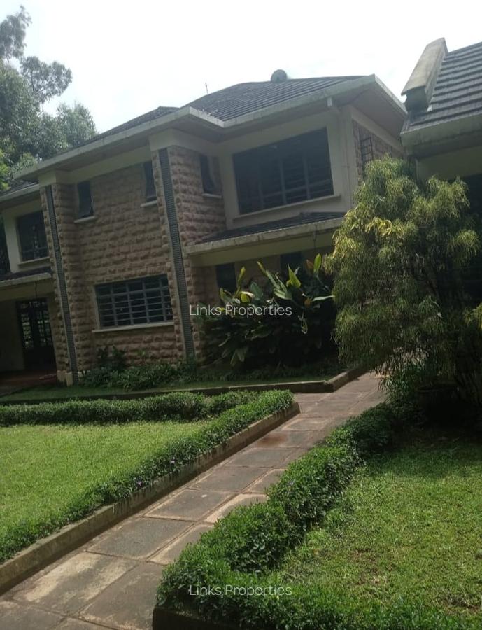 5 Bed Townhouse with En Suite at Karen - 15