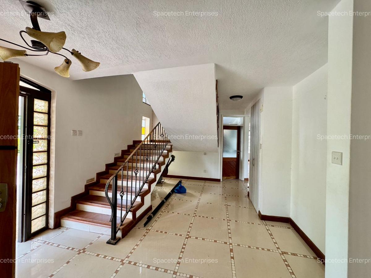 4 Bed House with En Suite in Gigiri - 15