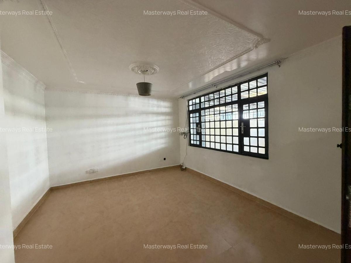 4 Bed Townhouse with En Suite in South C - 8