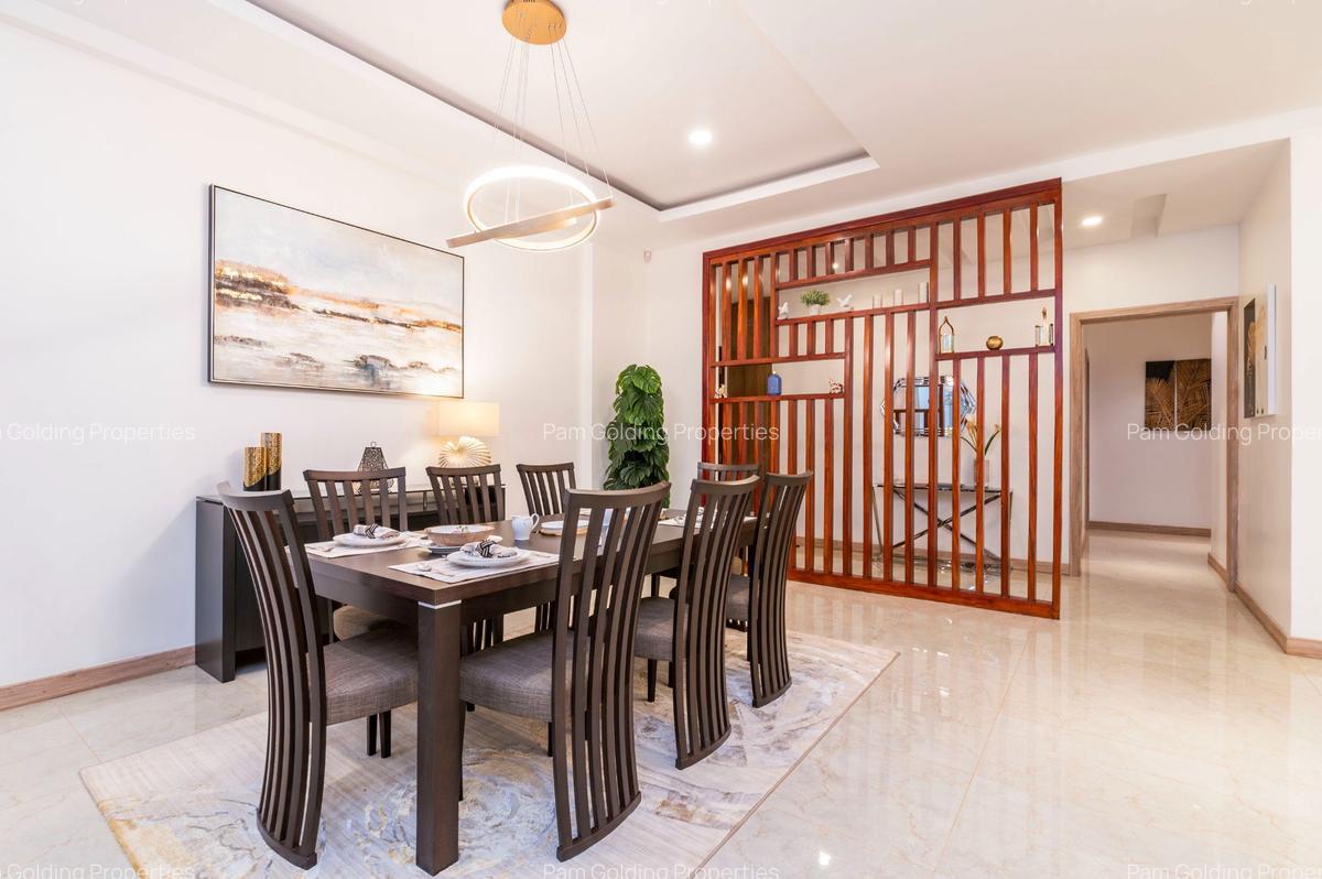 4 Bed Apartment with En Suite in Spring Valley - 16