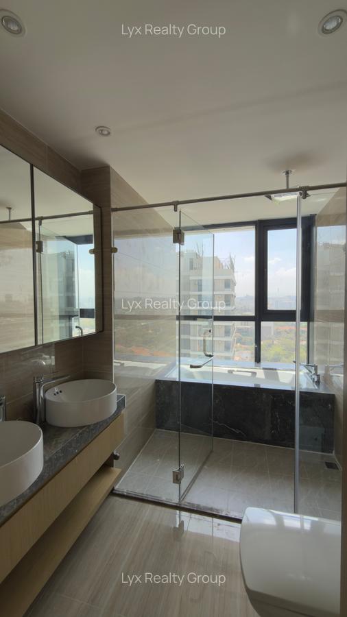 2 Bed Apartment with En Suite in Westlands Area - 1