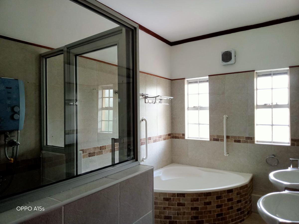 5 Bed Villa with En Suite in Lower Kabete - 9