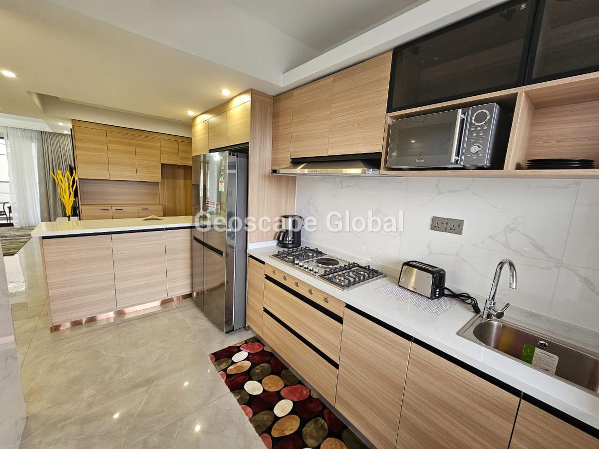 Furnished 2 Bed Apartment with En Suite in Riverside - 16