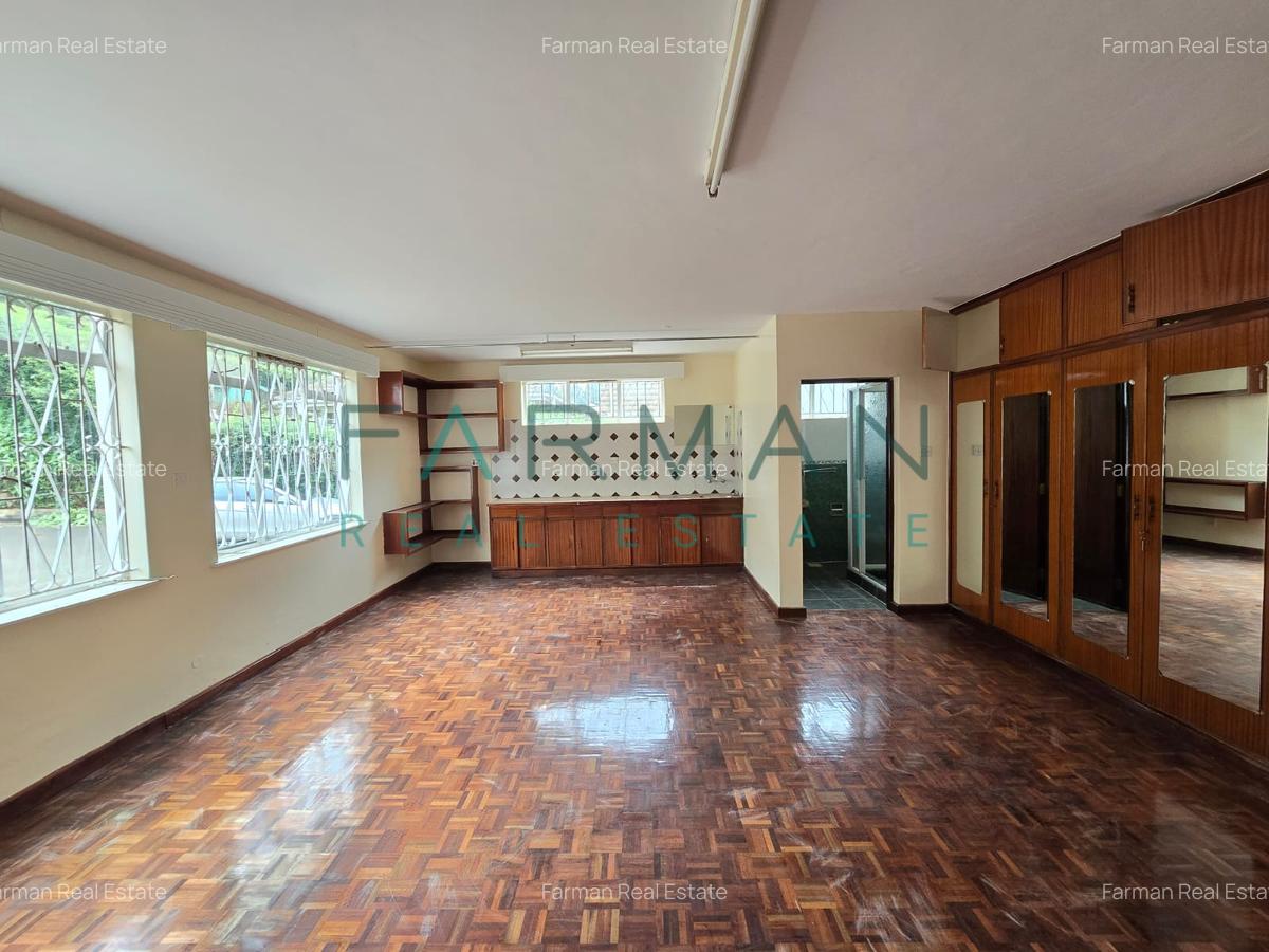 5 Bed House with En Suite in Kyuna - 7