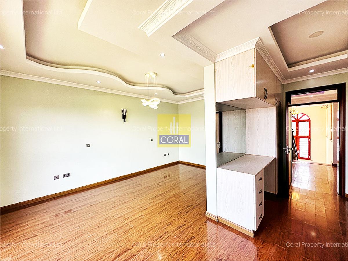 4 Bed Townhouse in Kiambu Road - 17