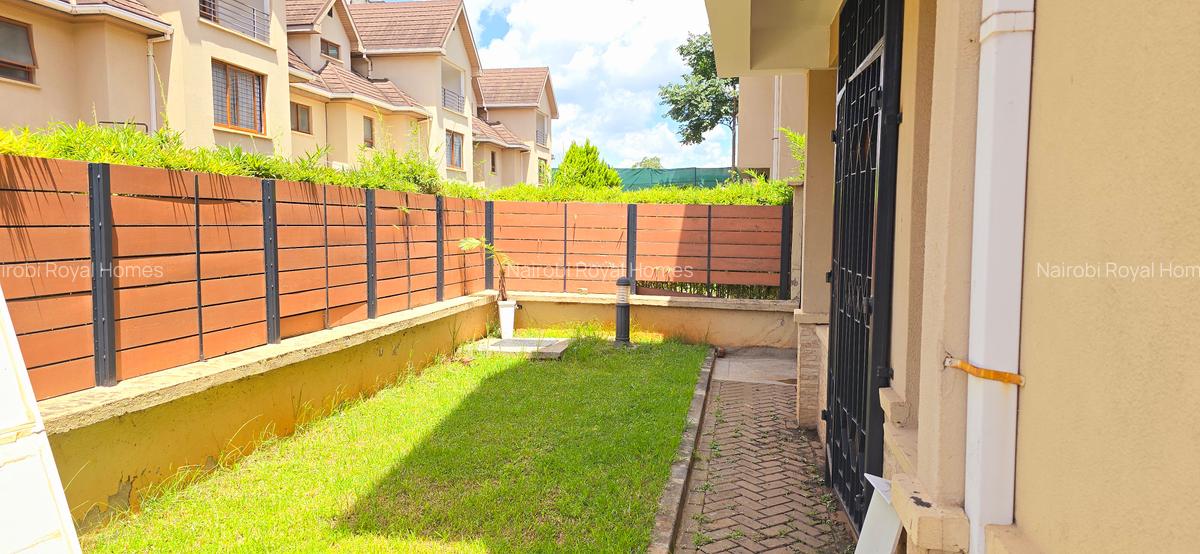 4 Bed Townhouse with En Suite at Convent Drive - 4