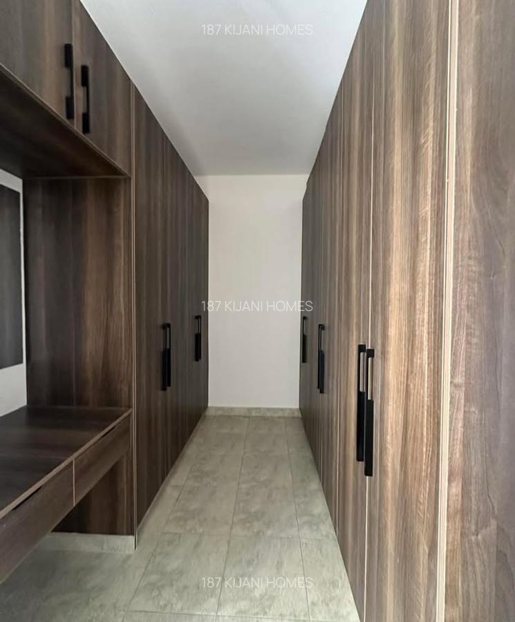 4 Bed Villa with En Suite at Mombasa Road - 4