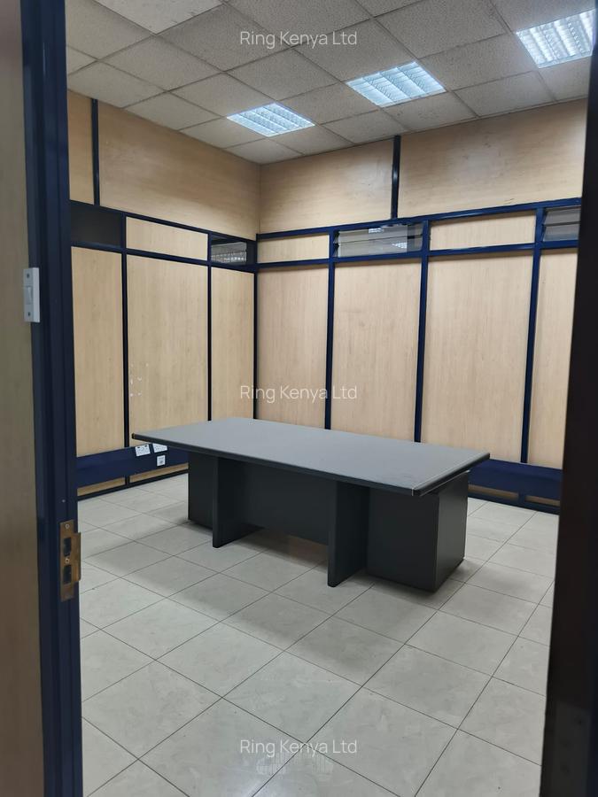11,000 ft² Office in Nairobi CBD - 11