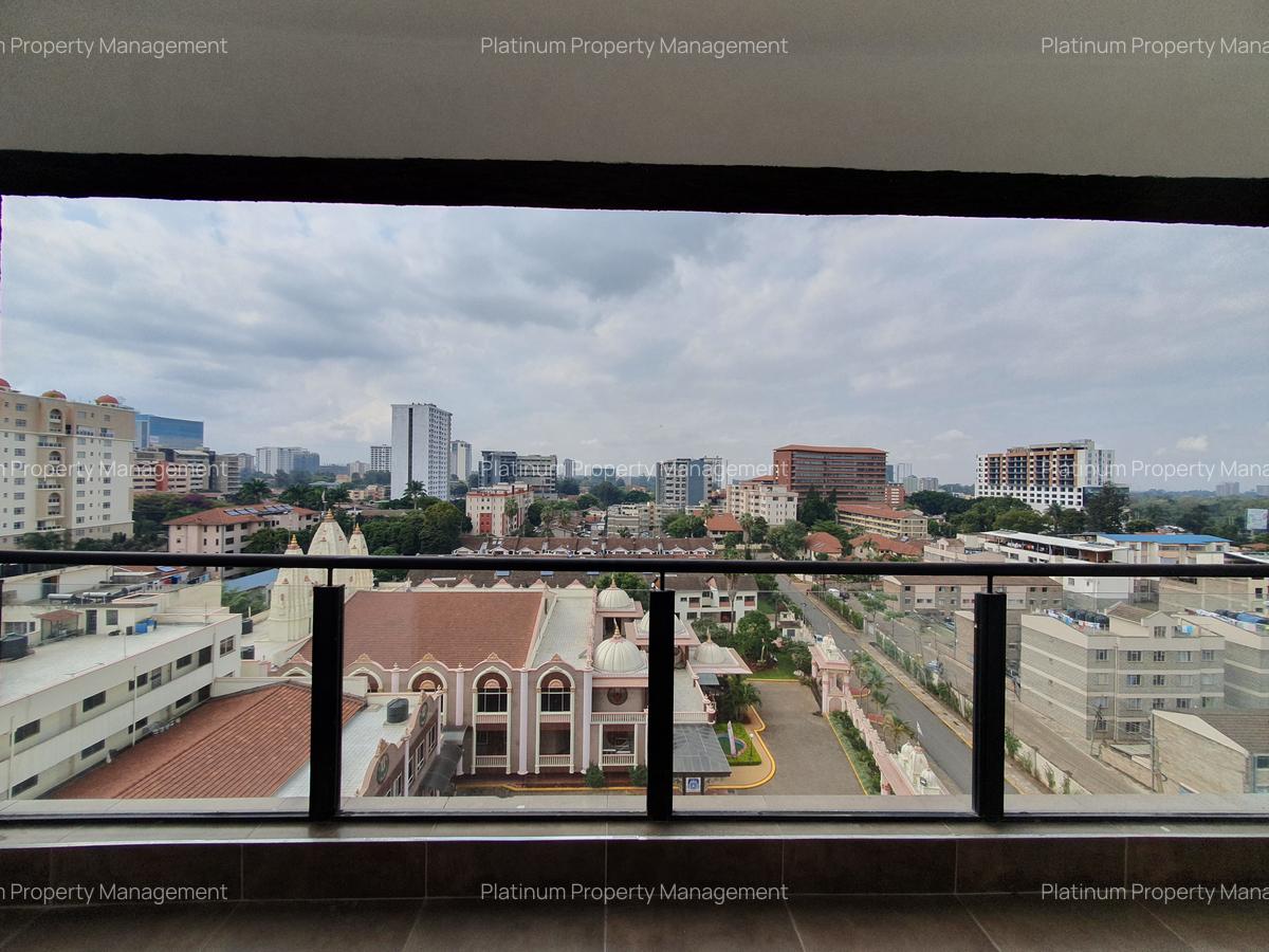 3 Bed Apartment with En Suite in Parklands - 3