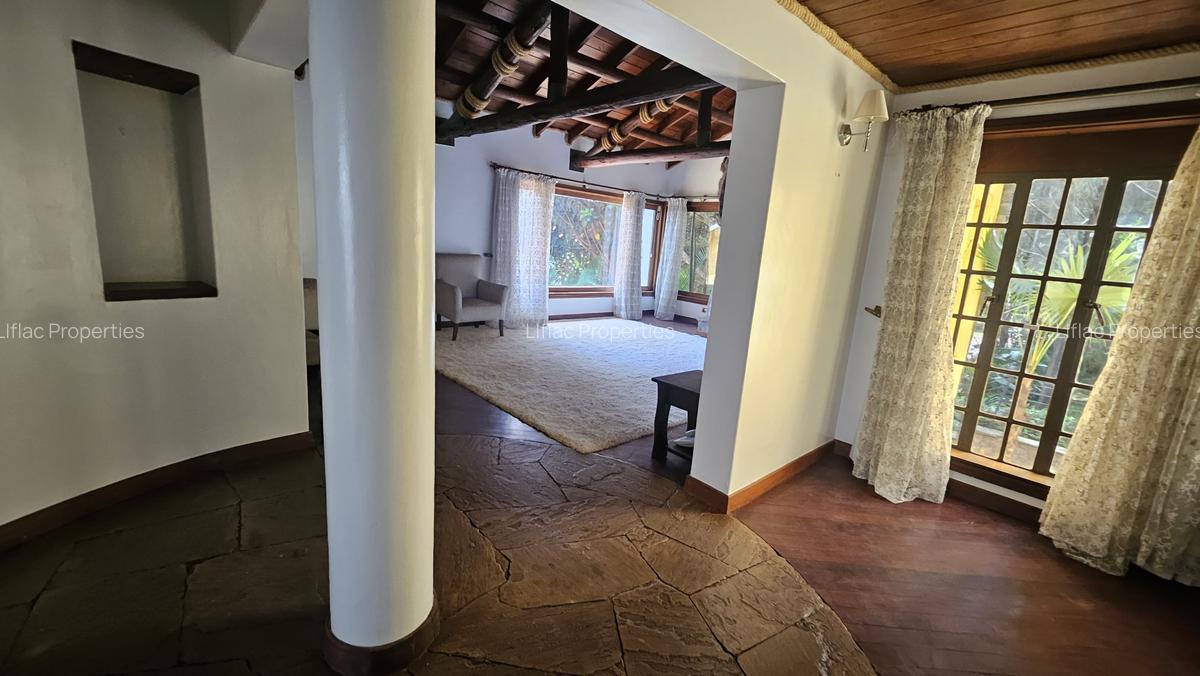 6 Bed House with En Suite in Runda - 6